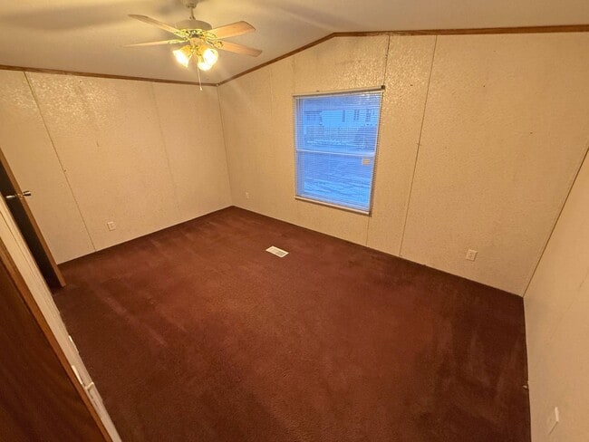 Building Photo - 2900 N Apperson Way