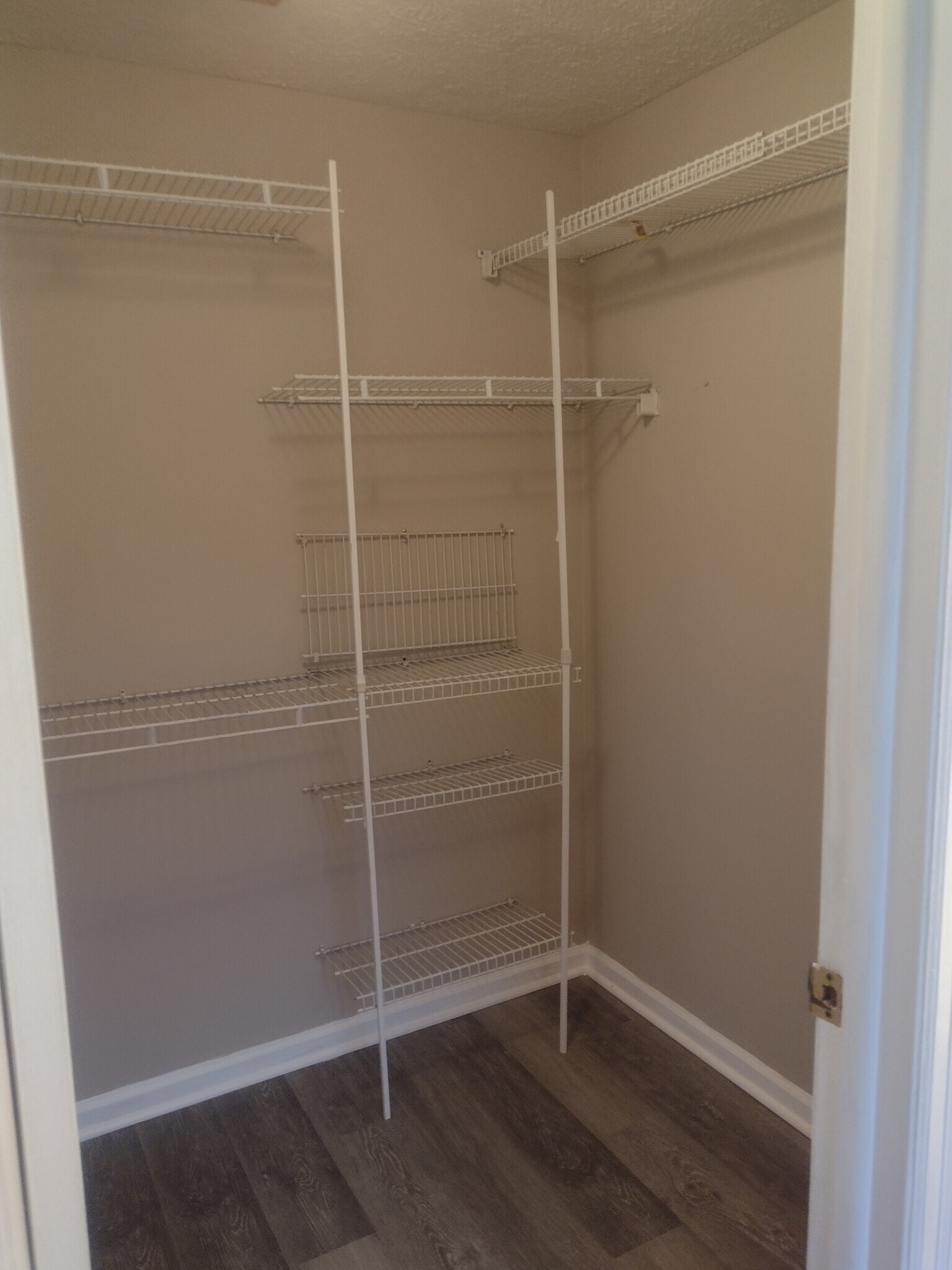 Building Photo - 7 Championship Ct