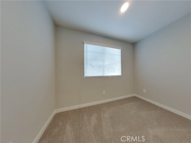 Building Photo - 31692 Hans Dr