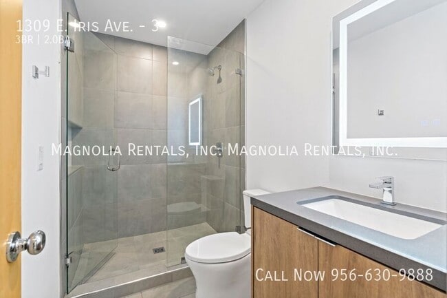 Building Photo - 1309 E Iris Ave