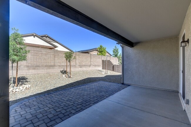 Building Photo - 3 bedroom 2 bathroom home in Saddlewood