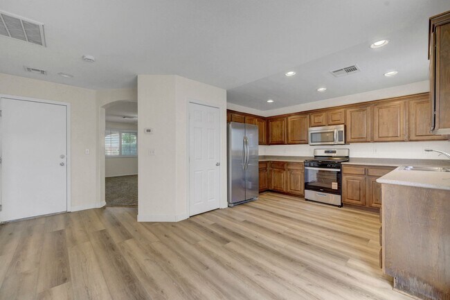 Building Photo - 3952 Badger Brook St