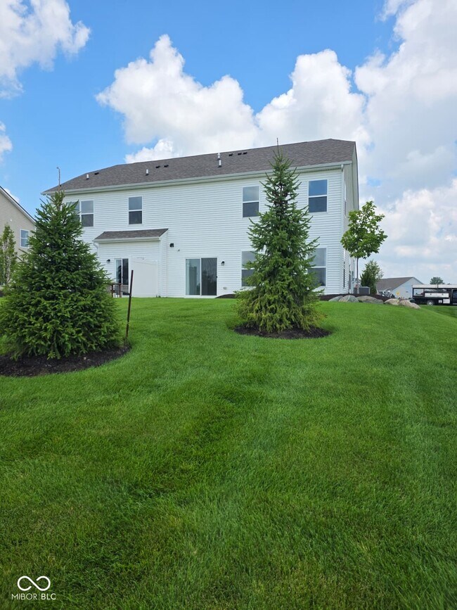 Building Photo - 10715 Mangrove Dr
