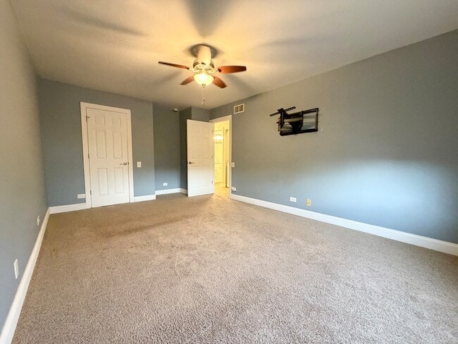 Building Photo - 345 N Gregory St