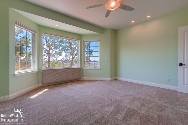 Building Photo - Luxury 4Bdm 4.5Ba Dream Home w/Wine Cellar...