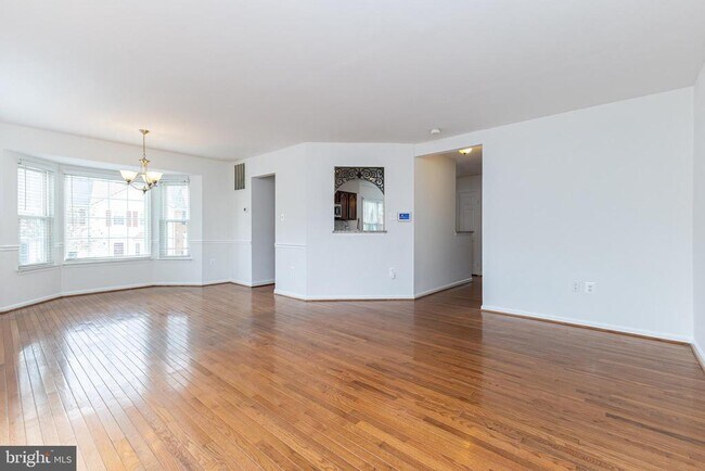 Building Photo - 6751 Jenny Leigh Ct