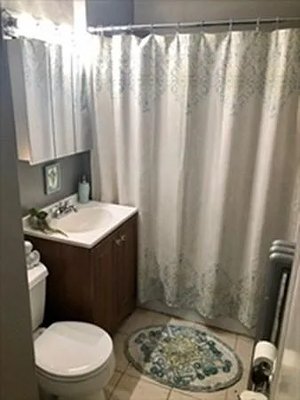 Building Photo - 65 Craigie St