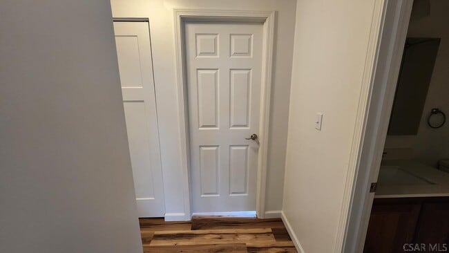 Building Photo - 429 Devon Dr