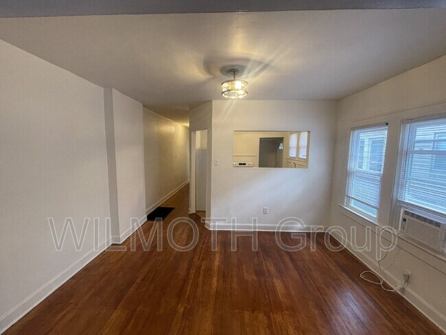 Building Photo - 773 Dequincy St