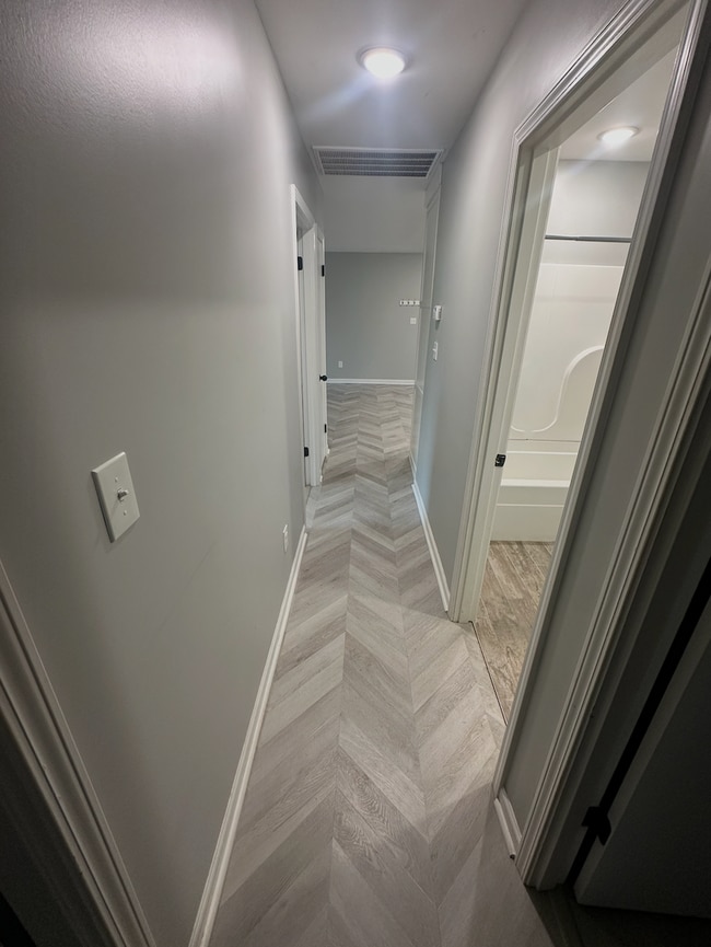 Building Photo - 3 Bed 2 Bath - Florence, AL (