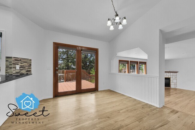 Building Photo - 5499 S Yarrow Pl
