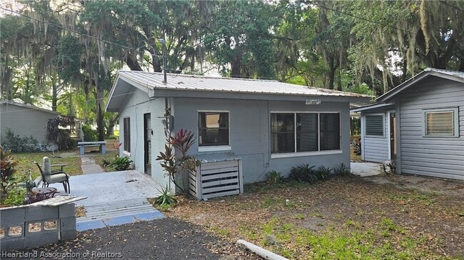 Building Photo - 44 Crawford Dr