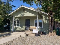 Building Photo - ROOMMATE ADDITION (1) -PLEASE CONTACT ISAB...