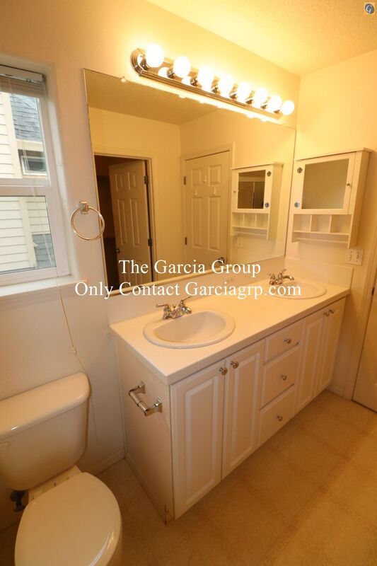 Building Photo - 6034 Northeast Birch Street