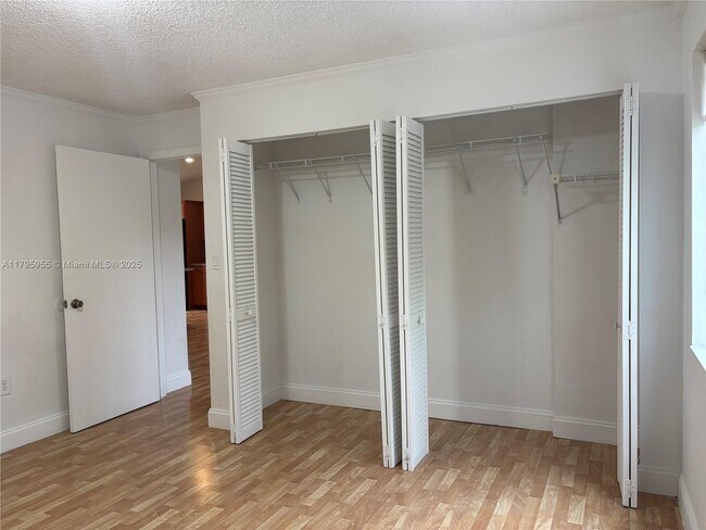 Building Photo - 8039 Lake Dr