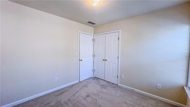 Building Photo - 11065 Brunson Dr