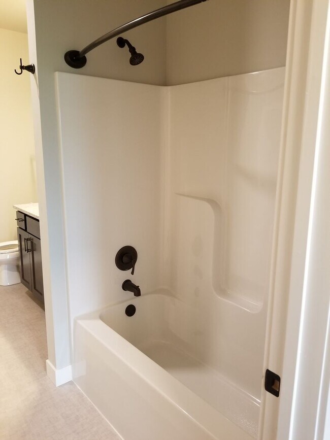 Rosewood Place 124 Rosewood Ave Oregon WI 53575 Apartment Finder