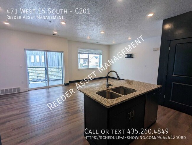 Building Photo - 471 W 15 S