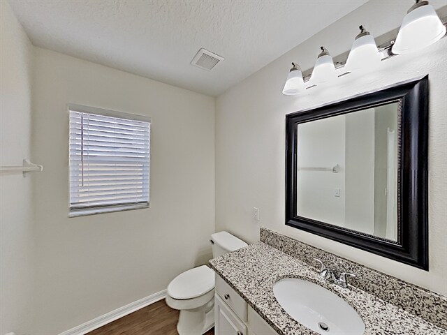 Building Photo - 2033 Fish Eagle St