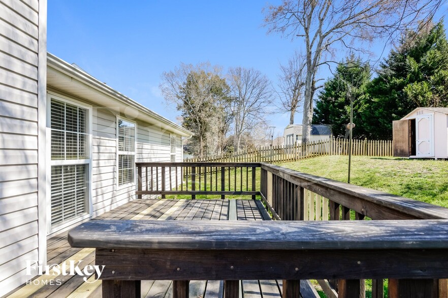 Building Photo - 12336 Autumn Blaze Dr