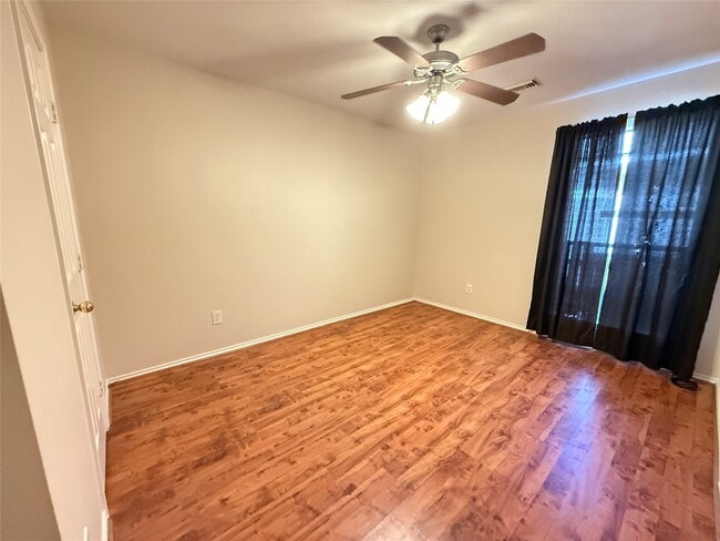 Building Photo - 3511 Paigewood Dr