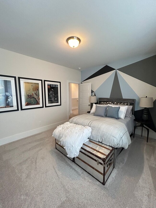 Building Photo - Fully Furnished Stylish 4-Bedroom Home in ...