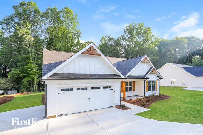 Primary Photo - 7110 Lawson Dr