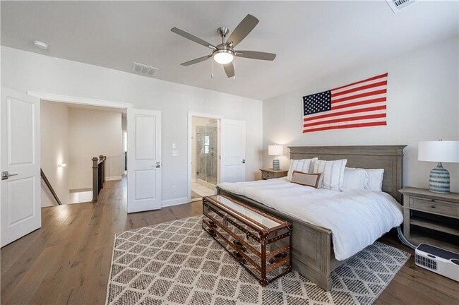 Building Photo - 4337 Parkside Pl