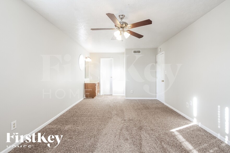 Building Photo - 7724 Gullit Way