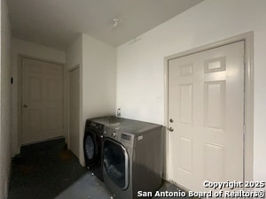 Building Photo - 5534 Merkens Dr