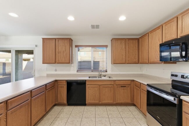 Building Photo - 4119 S 186th Ave