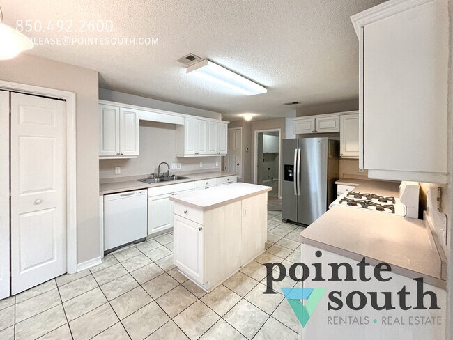 Building Photo - 766 Marlin Spike Dr
