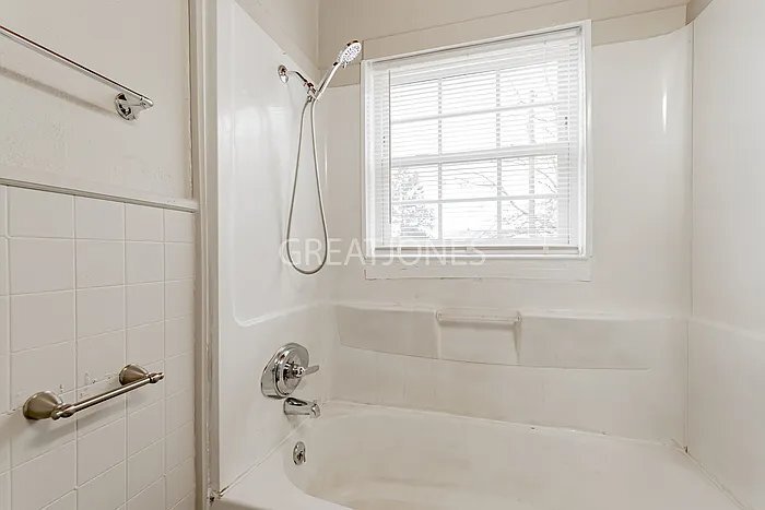 Building Photo - 125 YMCA Rd