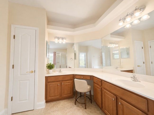 Building Photo - 33410 Sunny Parke Cir