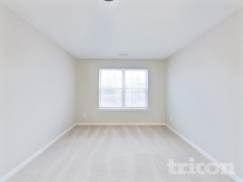 Building Photo - 3097 Teton Dr