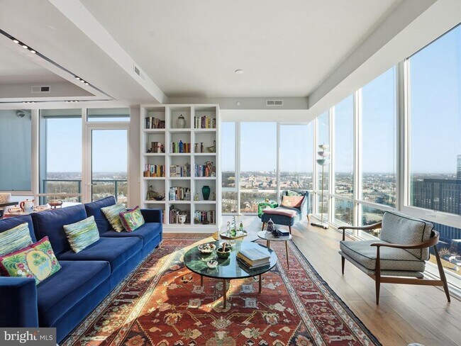 Building Photo - 1781 N Pierce St