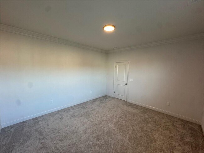 Building Photo - 3004 S 14th St