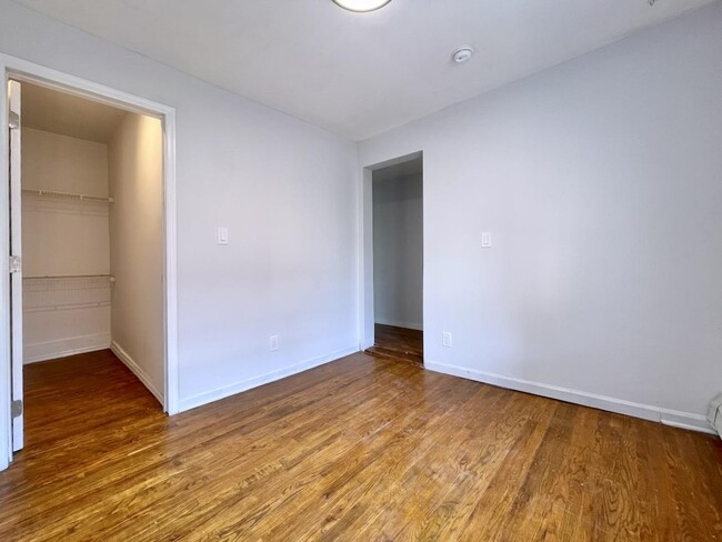 Building Photo - 311 5th St