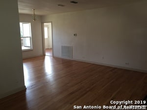 Building Photo - 1204 Wiltshire Ave
