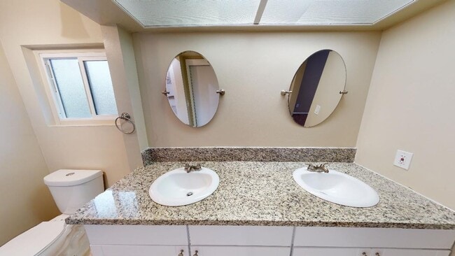 Building Photo - Coming Soon! Awesome 4/2 Single Story home in the heart of Loma Linda for Lease!