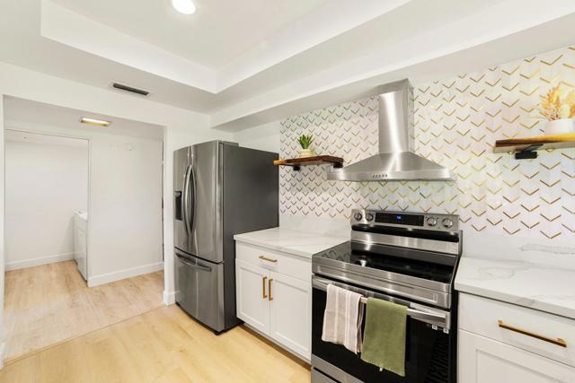 Building Photo - 35090 Mission Hills Dr