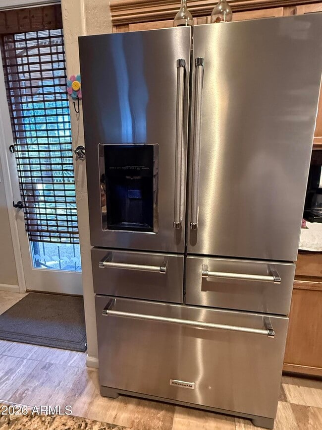 Building Photo - 4229 E Rancho Caliente Dr