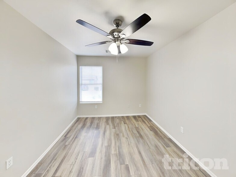 Building Photo - 3917 W Maldonado Rd