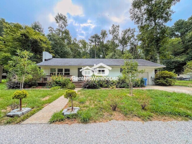 Building Photo - 421 Fernwood Farms Rd