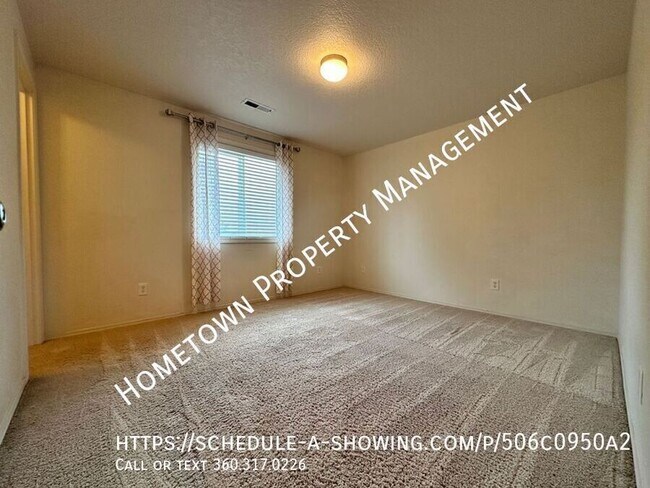 Building Photo - 7205 33rd Ave NE