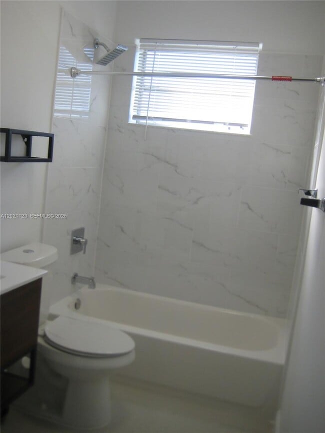 Building Photo - 13220 SW 99th Pl