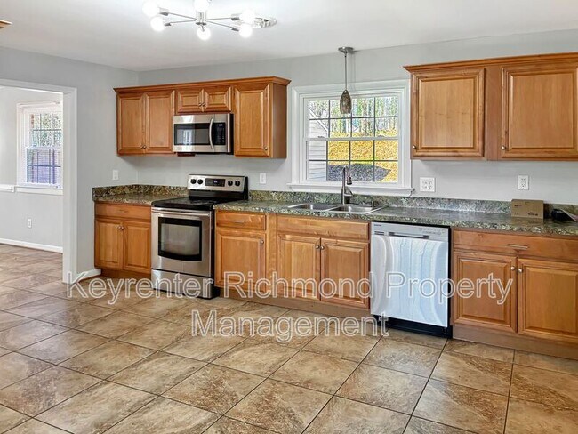 Building Photo - 7820 Conifer Rd