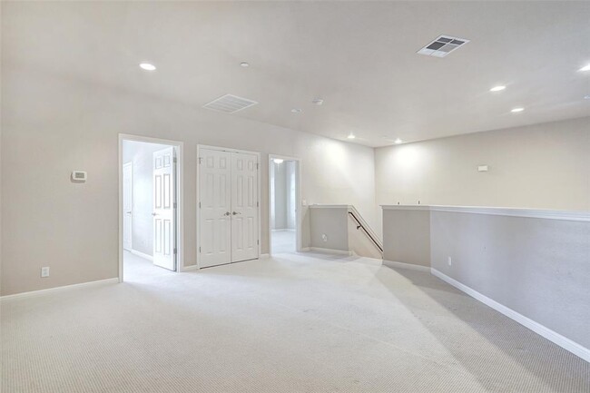 Building Photo - 10300 Morado Cove