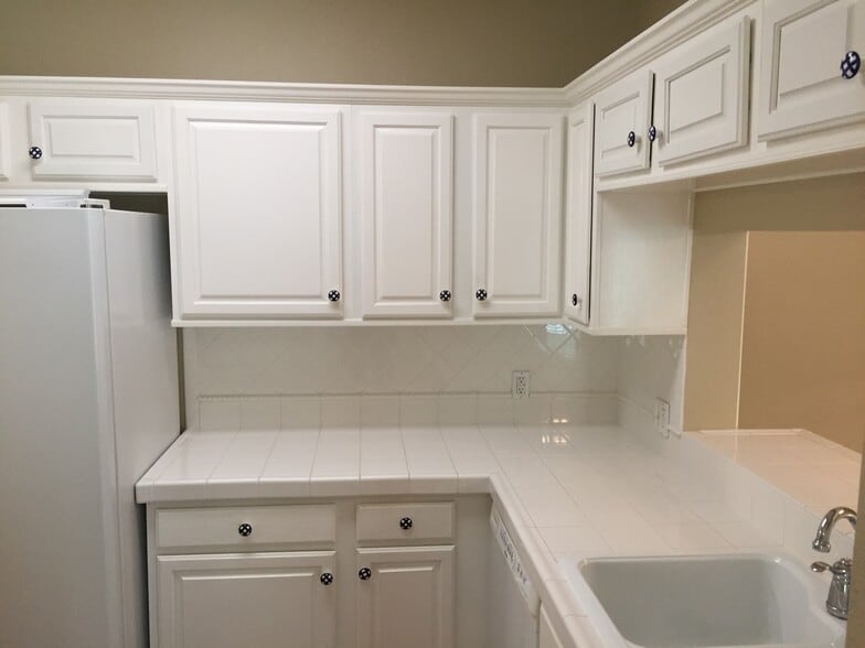Building Photo - 14400 Montfort Dr