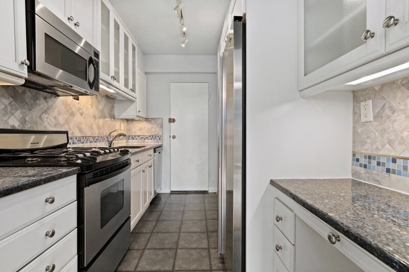 Building Photo - 4201 CATHEDRAL NW